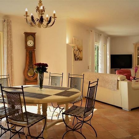 Peaceful Villa In Saint Paul De Vence With Pool Buitenkant foto