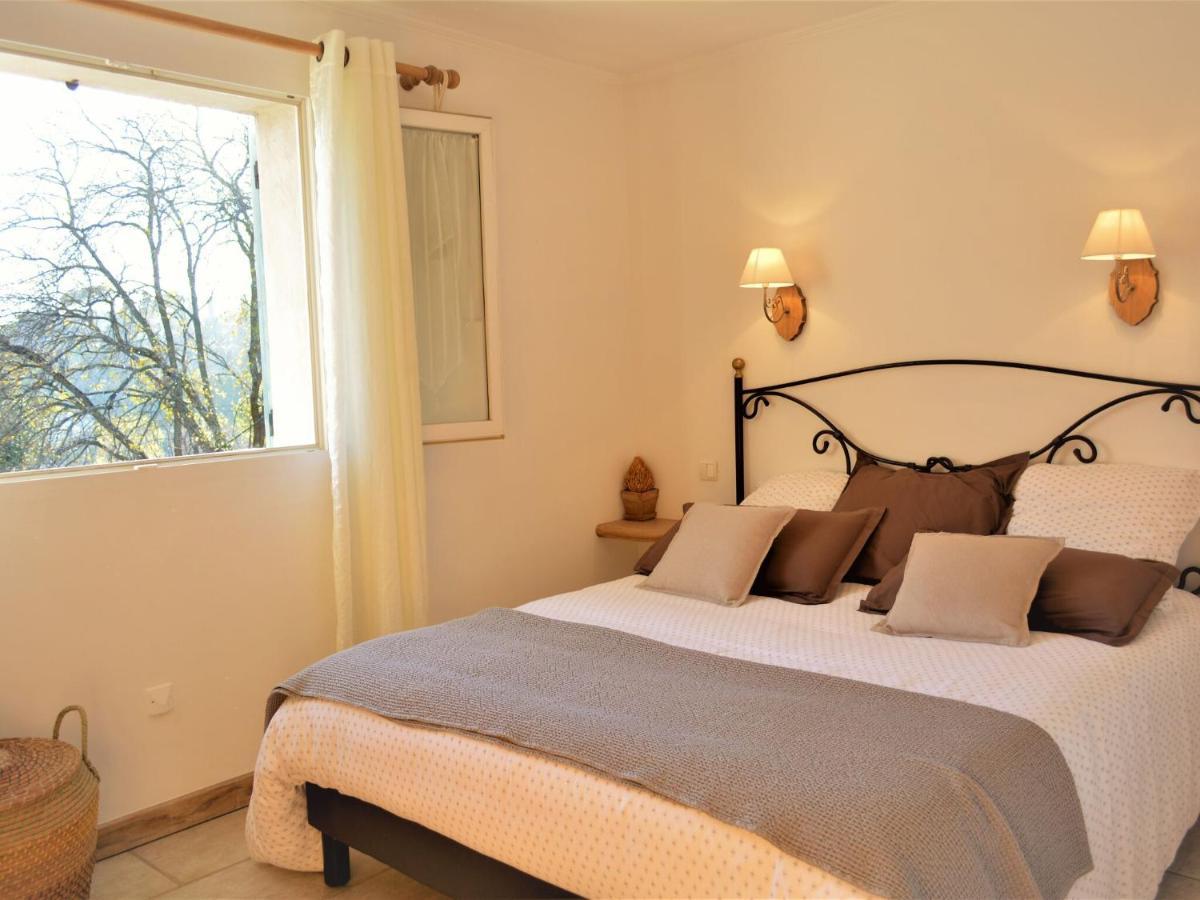 Peaceful Villa In Saint Paul De Vence With Pool Buitenkant foto