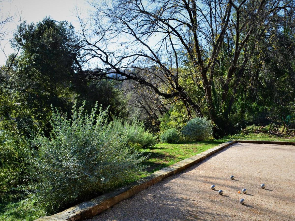 Peaceful Villa In Saint Paul De Vence With Pool Buitenkant foto